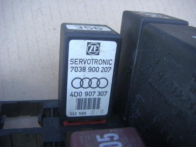 4D0907307 реле AUDI A8 (D2) 1994-2003 AUDI A8 (D2) 1994-2003 1995 ,