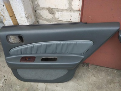 8290035U01 обшивка двери NISSAN MAXIMA (A32) 1994-2000 NISSAN MAXIMA (A32) 1994-2000 1995 82900-35U01, Совместимые OEM номера 82900-35U41