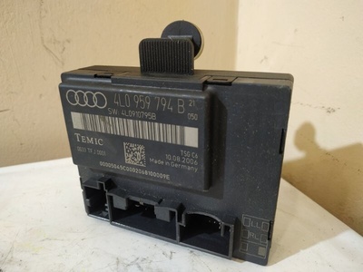 4L0959794B блок управления дверьми Audi Q7 4LB 2008