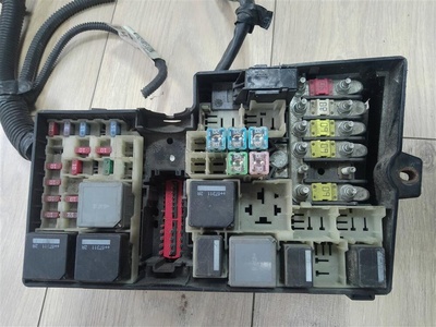 3M5T14A067BC Блок предохранителей Ford C-MAX 2003-2011 2008
