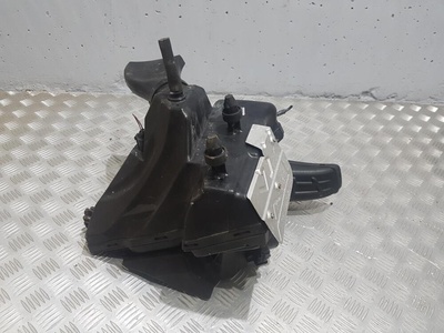 8K0133835BM Корпус воздушного фильтра Audi A4 B8 2014 , 8K0133837BF,8K0133843E