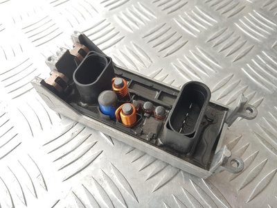 4E0820521C Сопротивление печки Audi A8 D3 2009