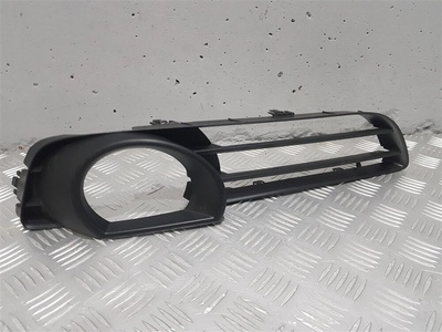 4L0807675 Рамка фары противотуманной левой Audi Q7 2008