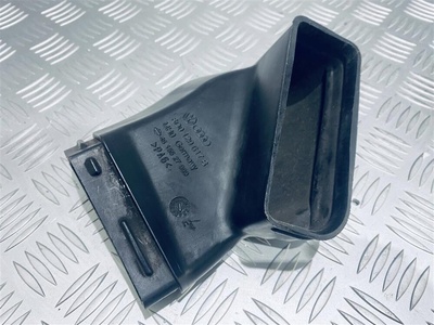 8D0129617B Воздуховод Audi A4 B5 1998