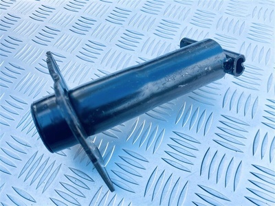 8E0807133C Кронштейн переднего бампера Audi A4 B7 2008