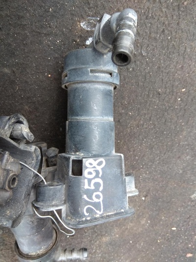 8E0955102c Форсунка омывателя Audi A4 2003 ,,