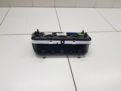 7039019500742 Панель приборов Geely Atlas Pro 2021- купить бу по цене 41270 руб. Z33426128 - iZAP24