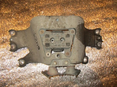 4F0399263L Кронштейн КПП Audi A6 C6 2008 ,4F0399151