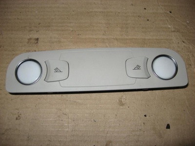 4L0947111B Фонарь салона (плафон) Audi Q7 4L 2007