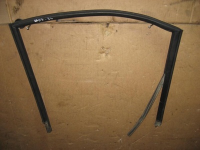 7L0839431 Направляющая стекла Volkswagen Touareg 1_Restyling 2008 ,7L0839432