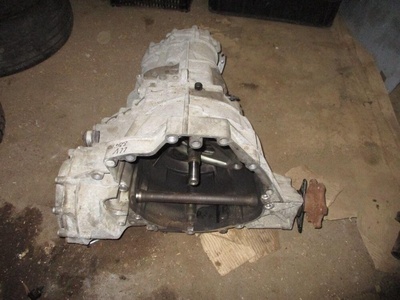 0B1300027E КПП механическая (МКПП) 6-ступенчатая Audi A4 B8 2009 LLV,