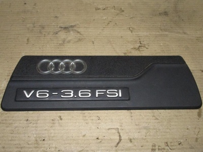 03H103925C Декоративная крышка двигателя Audi Q7 4L 2008