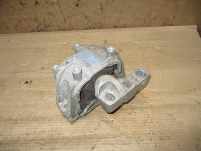 1K0199262CN Подушка крепления двигателя Volkswagen Caddy 3_Restyling_Maxi_Life 2011