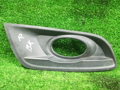 BS3E50C11 Рамка фары противотуманной правая Mazda 3 BK рест. 2007г. BS3E-50C11