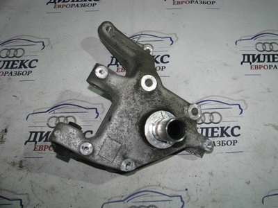 3C0505433K кулак поворотный VW Passat (B5+) 2000-2005 2003