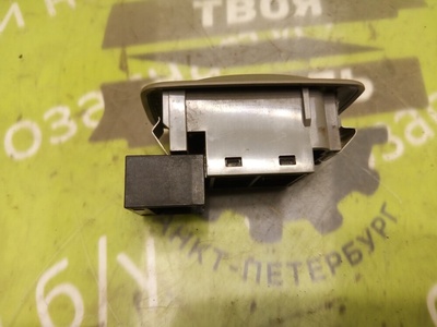 GE4T66380C05 кнопка стеклоподъемника MAZDA 626 2000 , 2610D1