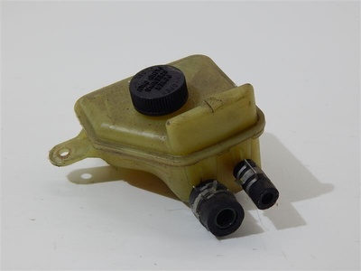 D06332690G бачок гидроусилителя Mazda Demio DW3W 2001 D063-32-690G