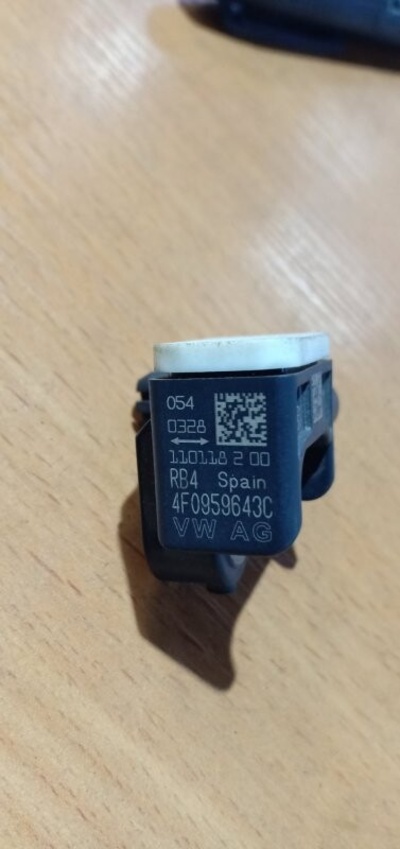 4F0959643C Датчик AIR BAG Audi А6 4F 2011
