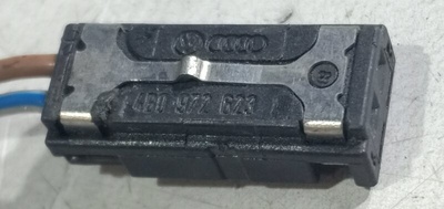 4B0972623 Разъём Audi Q7 4L 2007