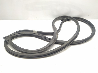 A2117200278 уплотнитель двери передней правой Mercedes-Benz E-Класс W211/S211 2005