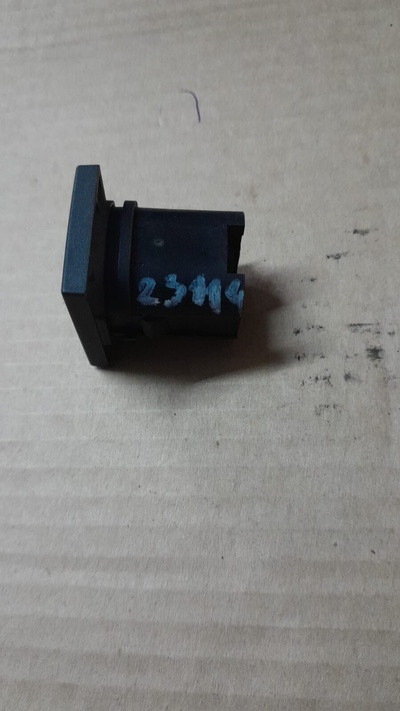 3M5T18K574AB Кнопка обогрева переднего стекла FORD FOCUS II/C-MAX Citroen