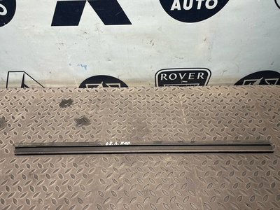 51337060233 Уплотнитель двери передний BMW 3/E90 2004-2013