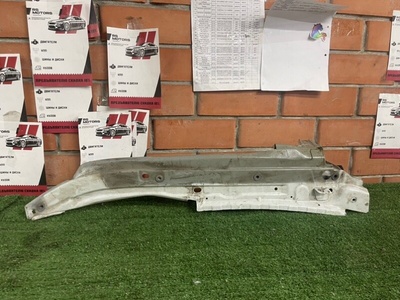 4L0805175 Кронштейн крыла Audi Q7 4L