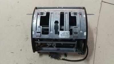 4E0857273F Монитор AUDI A8 D3 2005