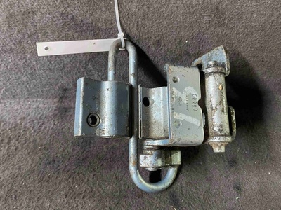 4D0833411C Петля двери Audi A8D2 (4D 1997-2002) 2001 4D0 833 411 C