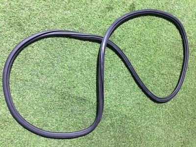4G0831721A уплотнитель двери Audi RS6 C7 2013