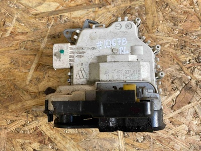 4F2837015D Замок двери передней левой Audi A6 2010 4F2 837 015 D