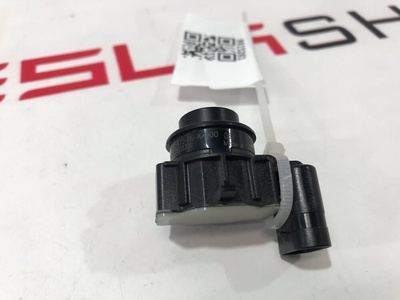 104847301A Датчик парктроника Tesla Model X 2021 1048473-01-A