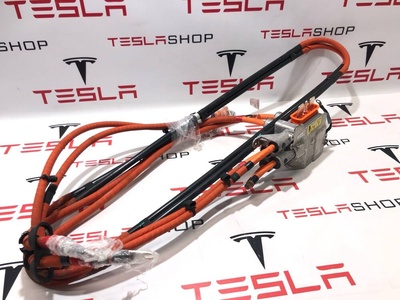 105586810D Прочая запчасть Tesla Model S 2017 1055868-10-D,1055874-10-E,1062600-10-C