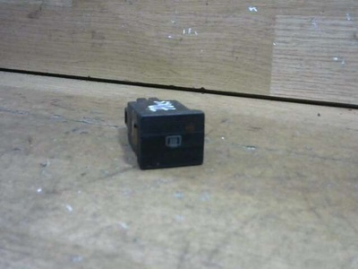1H0959621 Кнопка обогрева заднего стекла Volkswagen Golf 3 1995