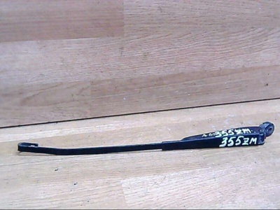 90341915 Щеткодержатель задний Opel Astra F 1995