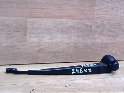 8D9955407 Щеткодержатель задний Audi A4 - B5 (1994-2001) 1997
