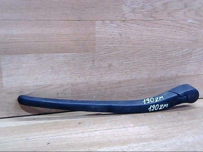 61628220830 Щеткодержатель задний BMW 3 E46 2001 6162-8220830