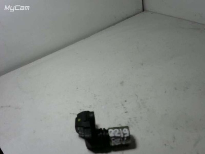 RF5C18230 Датчик коленвала Mazda MPV 2 2003