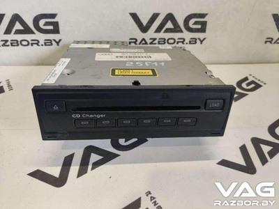 4E0035111A CD-чейнджер Audi A8 D3 (S8) 2006 ,4E0910111E