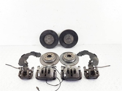 A4474210012 Комплект тормозов (диски и суппорта) Mercedes V W447 3 поколение [рестайлинг] (W447) (2019-2023) 2023
