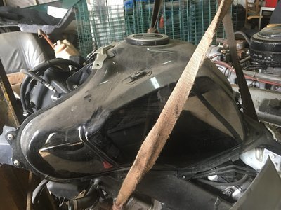 suzuki дл 1000 2014 2017 бак , коллектор , рычаг независимой подвески колеса