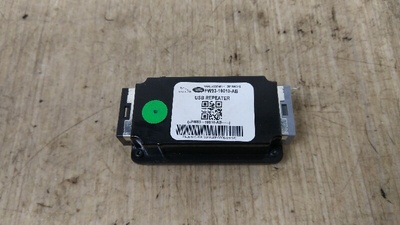 FW9319010AB Разъем AUX / USB JAGUAR F-PACE X761 2019