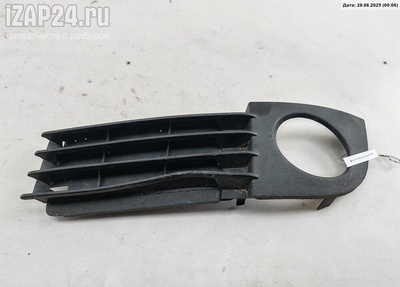 4B0807681 Рамка фары противотуманной левой Audi A6 C5 (1997-2005) 2004