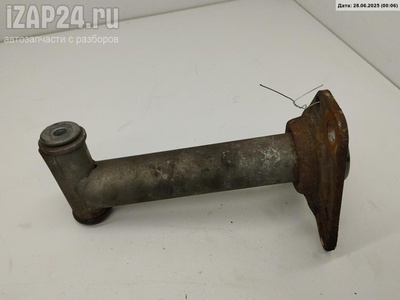 4B0807134B Кронштейн бампера переднего Прав. Audi A6 C5 (1997-2005) 1998