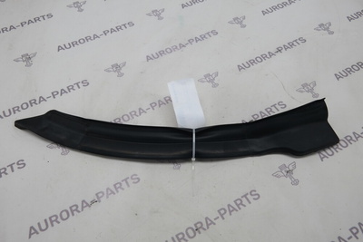 LR026459 Уплотнитель арки задней двери (внизу на двери) RH Land Rover Range Rover Evoque L538 2011