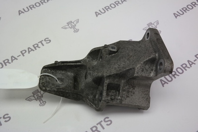 CPLA6037CB Кронштейн крепления двигателя (3.0TD V6) RH Land Rover Range Rover Sport L494 2013