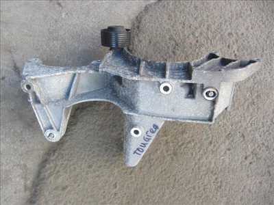 022260087F Кронштейн генератора VW Touareg I 7L 2002-2010г