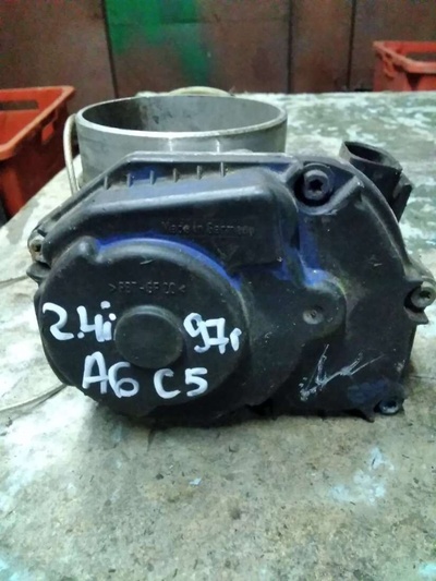 078133063AK Заслонка дроссельная Audi A6 C5 (S6,RS6) 1997