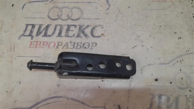 3C0253144E кронштейн глушителя VW Passat (B6) 2005-2010