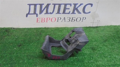 5N0807942A кронштейн форсунки омывателя фары VW Tiguan 2007-2011 10.2008